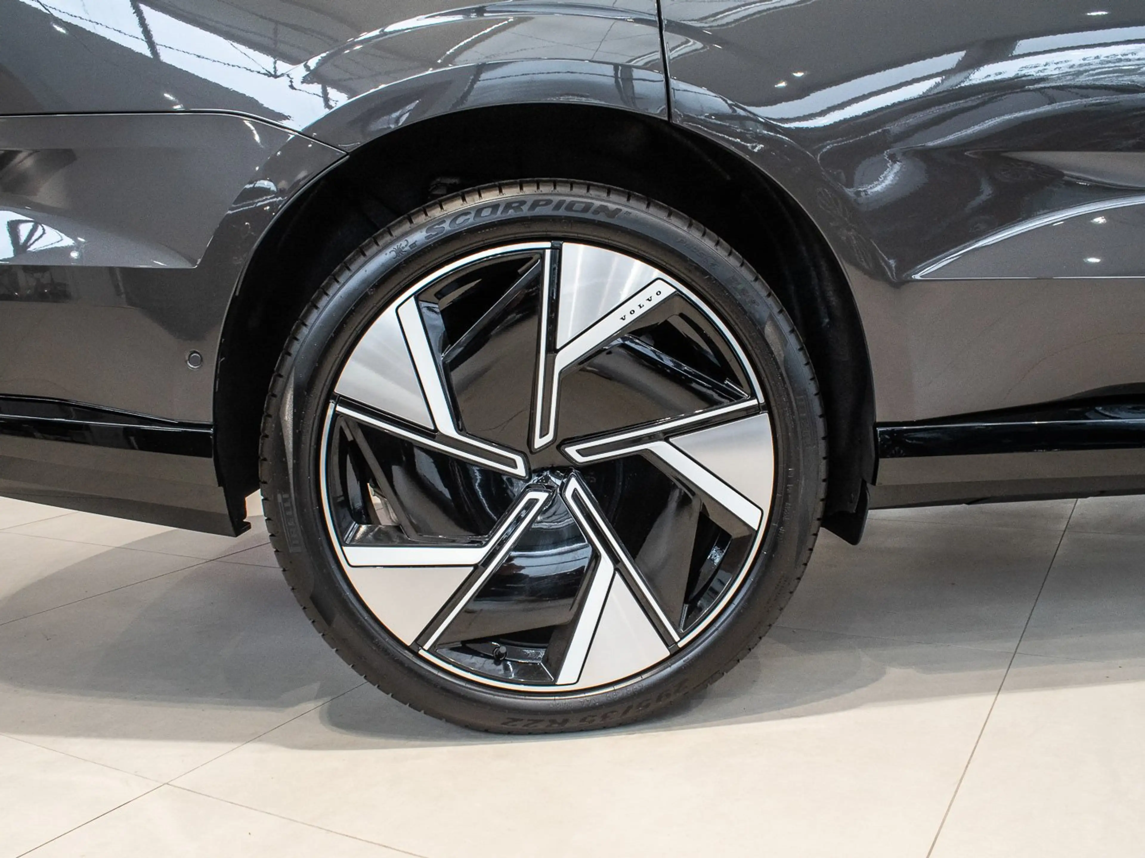Volvo EX90 Twin Ultra Performance Pure Electric — photo 7