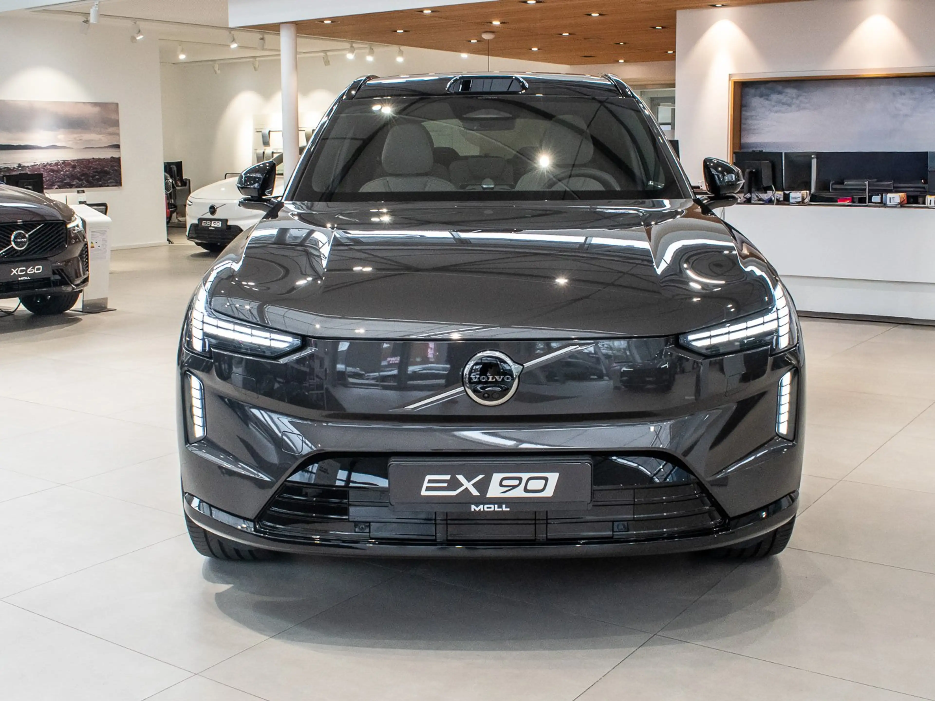 Volvo EX90 Twin Ultra Performance Pure Electric — photo 4