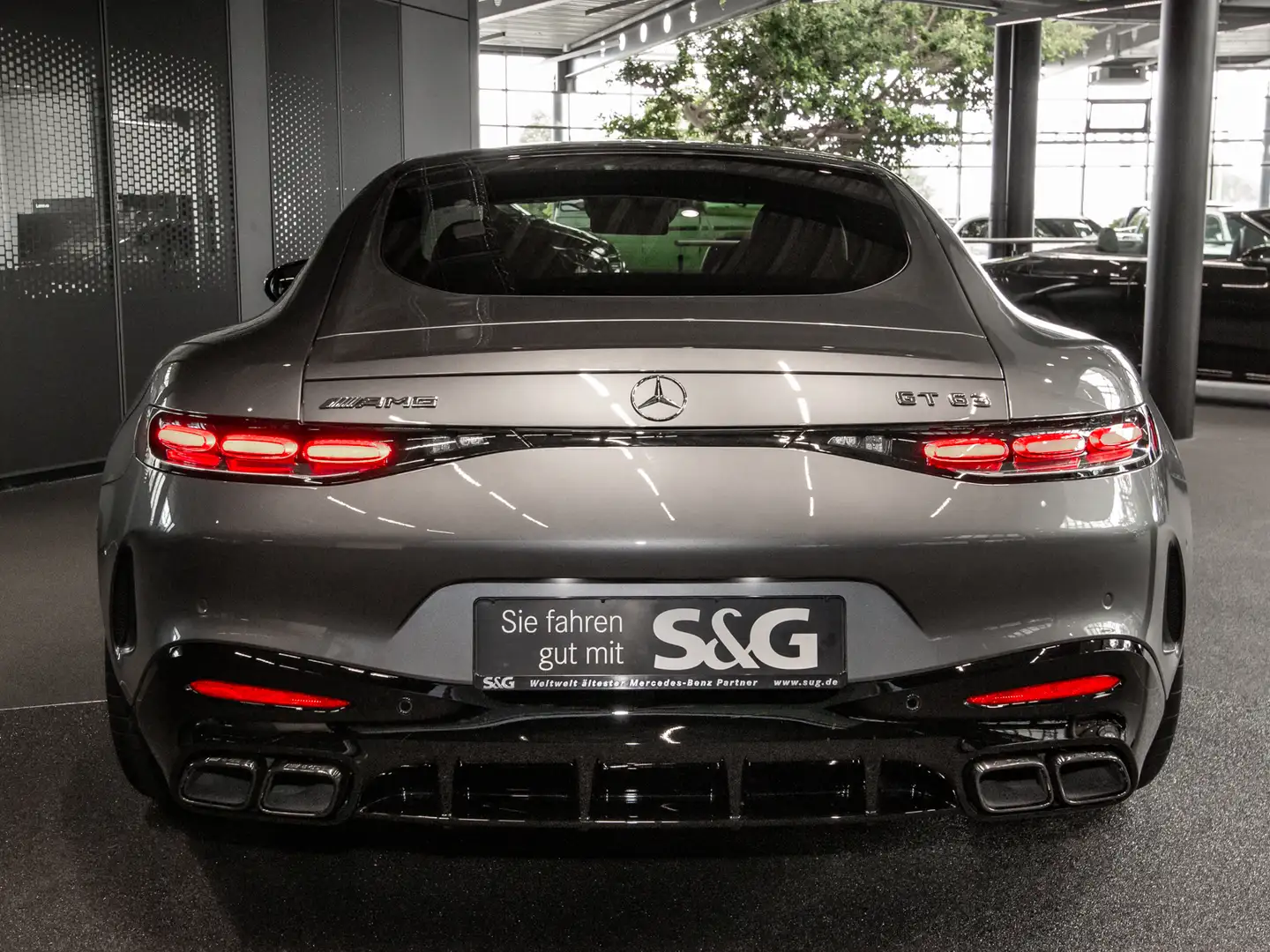 Mercedes-Benz AMG GT BURMESTER, 360°, Fahrassistenz-Paket, Night-Paket Gri - 2