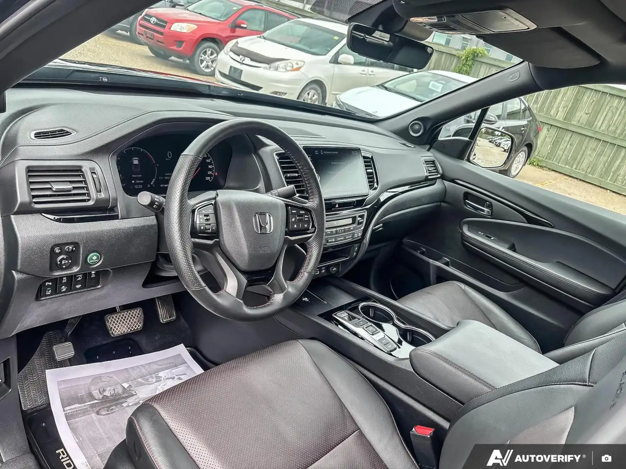 Honda Ridgeline photo Honda Ridgeline
