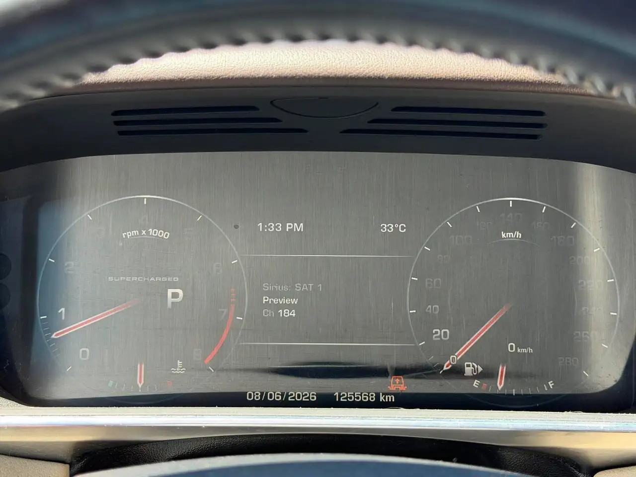Land Rover Range Rover Sport снимка Land Rover Range Rover Sport