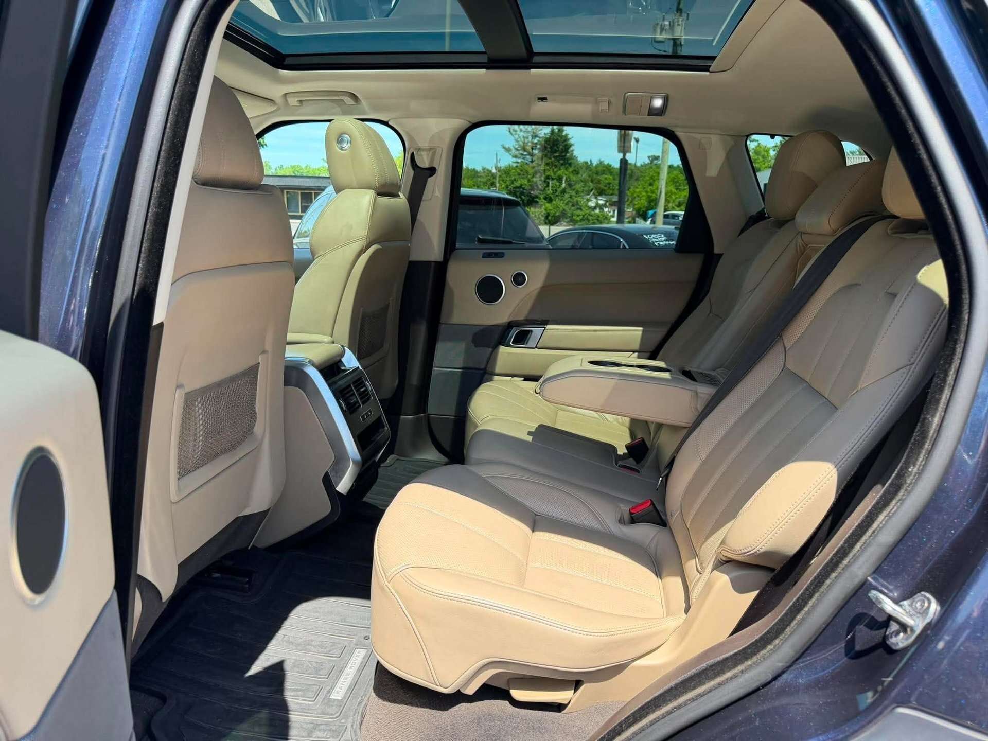2014 Land Rover Range Rover Sport 5.0L V8 Supercharged thumb 24