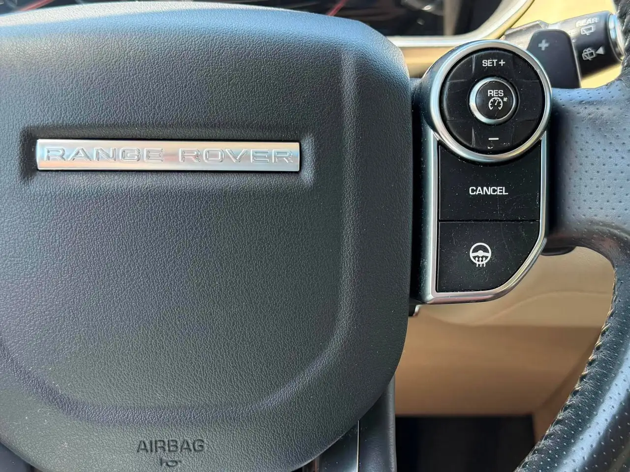 Land Rover Range Rover Sport снимка Land Rover Range Rover Sport