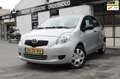 Toyota Yaris 1.0 VVTi Spirit Grau - thumbnail 1