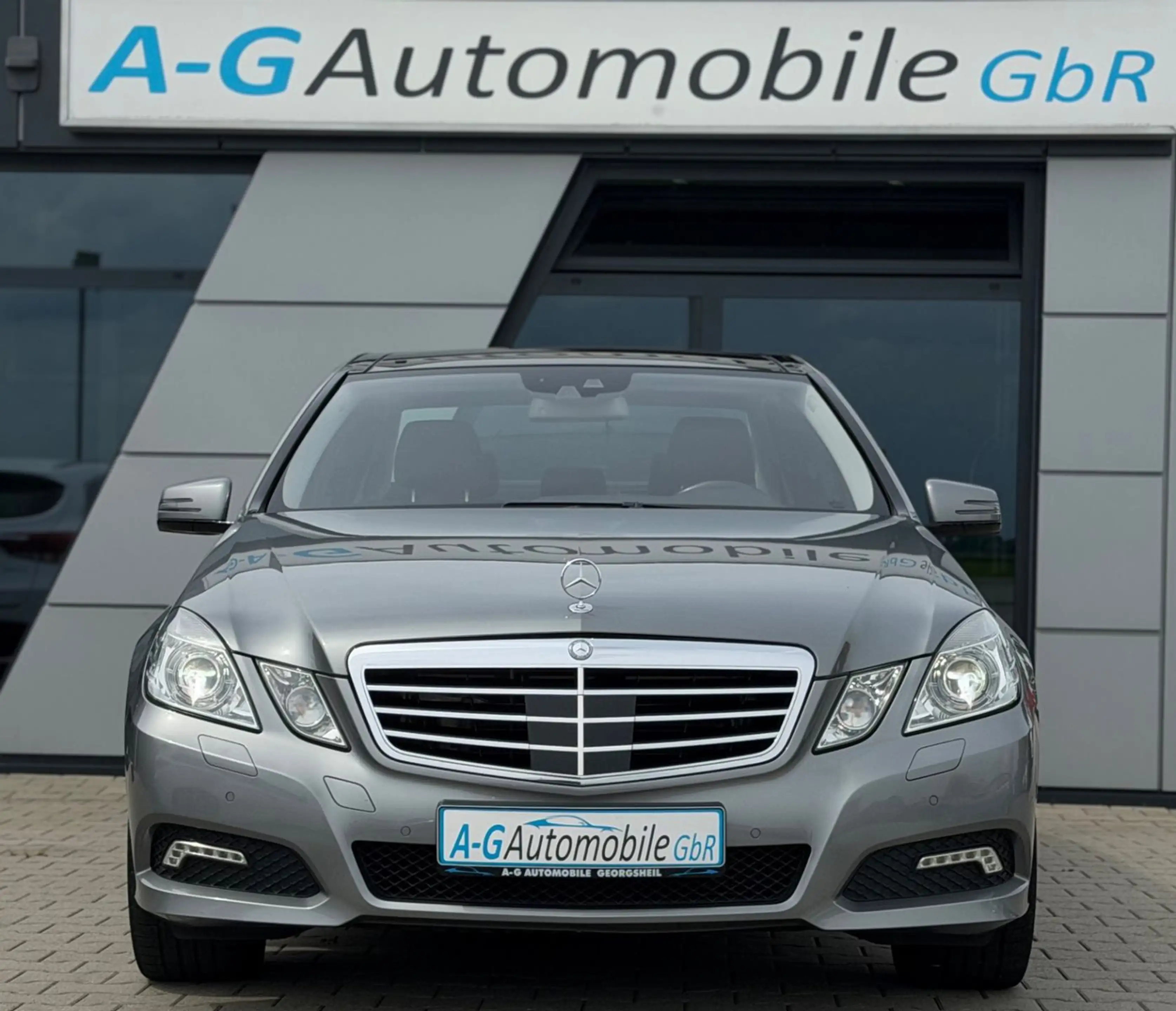 Mercedes-Benz E 350 CDI Limousine Distronic Plus Pano Kamera — photo 5
