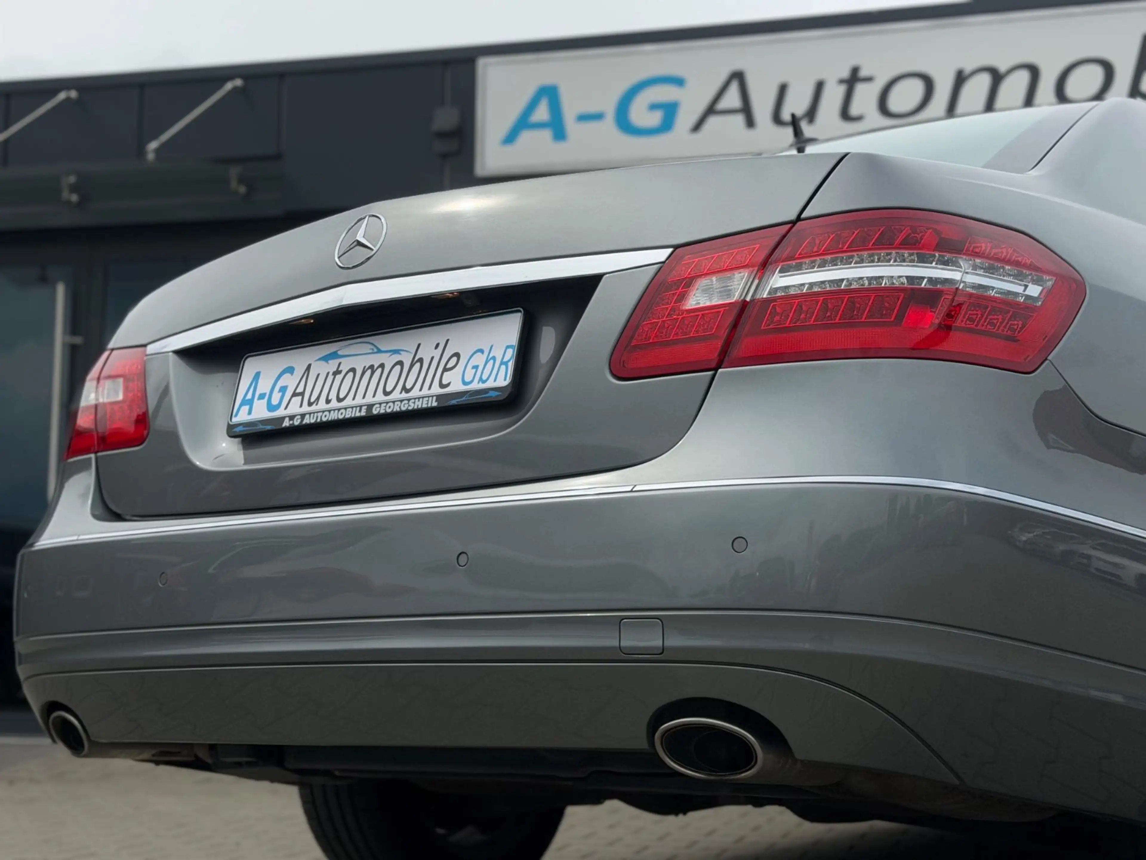 Mercedes-Benz E 350 CDI Limousine Distronic Plus Pano Kamera — photo 8