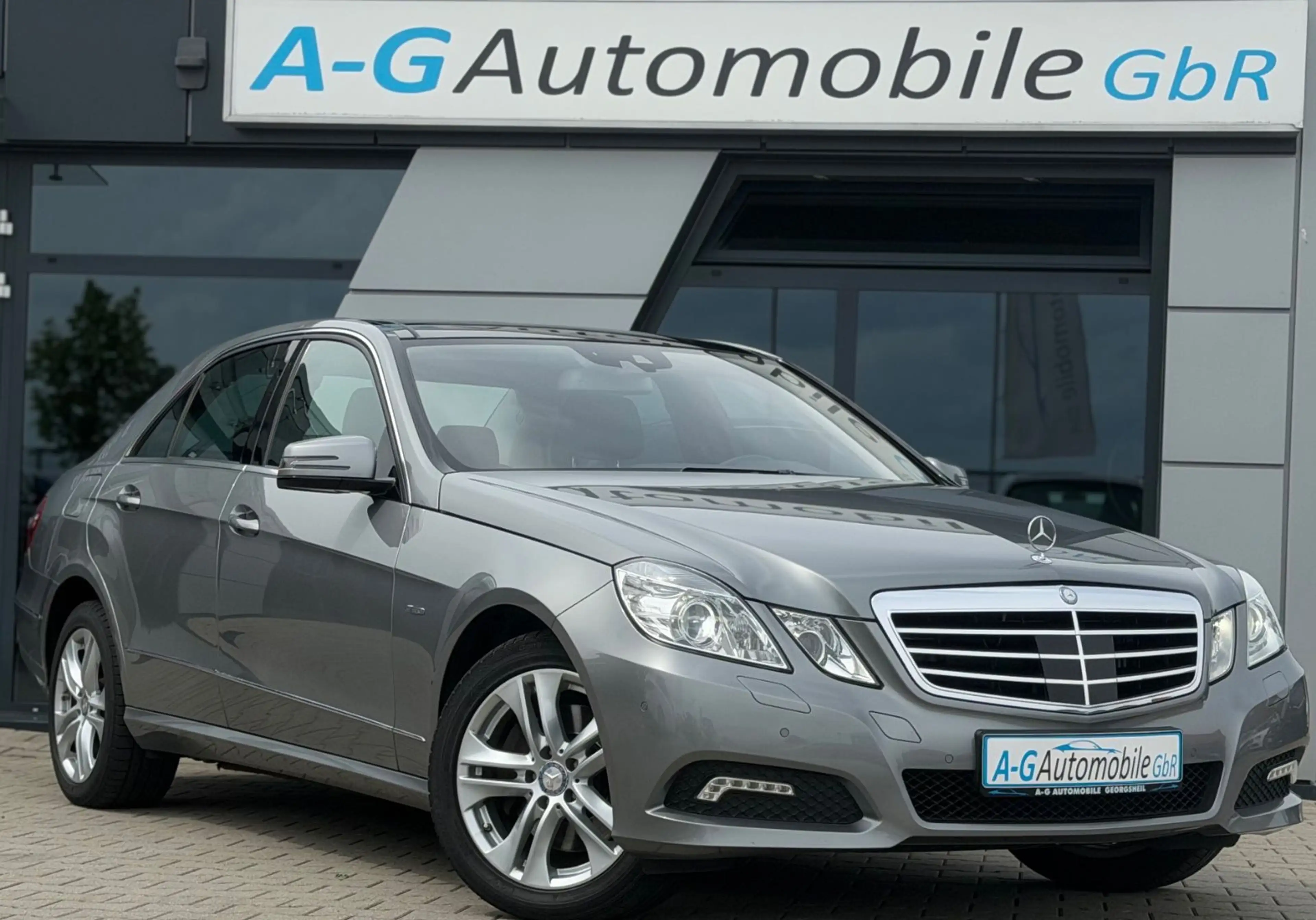 Mercedes-Benz E 350 CDI Limousine Distronic Plus Pano Kamera