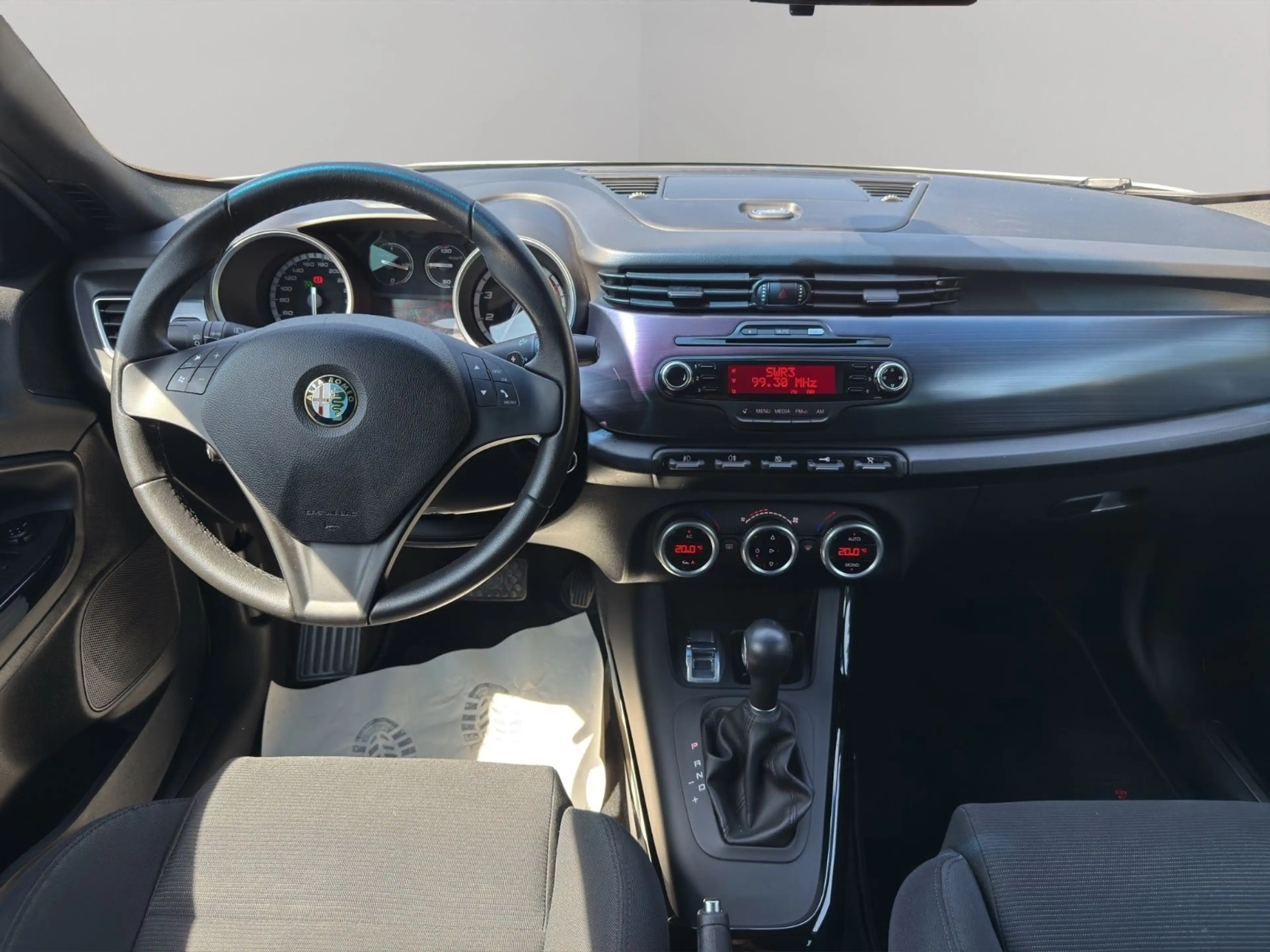 Alfa Romeo Giulietta Turismo | AUTOMATIK 8FACH KLIMAAUT — photo 11