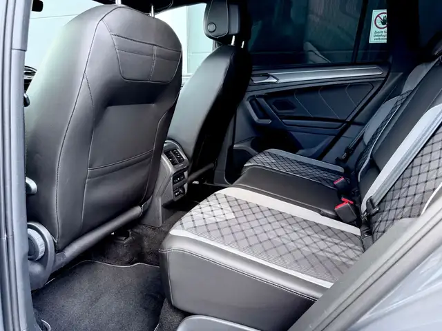 Volkswagen Tiguan view 14