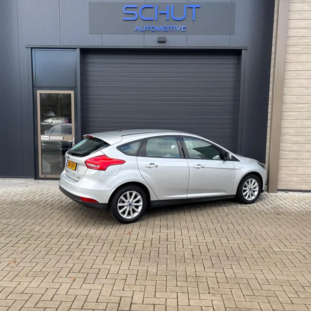 Ford Focus 125pk Edition SPORT | CLIMA | CRUISE CONTROL | LAG Grau - 2