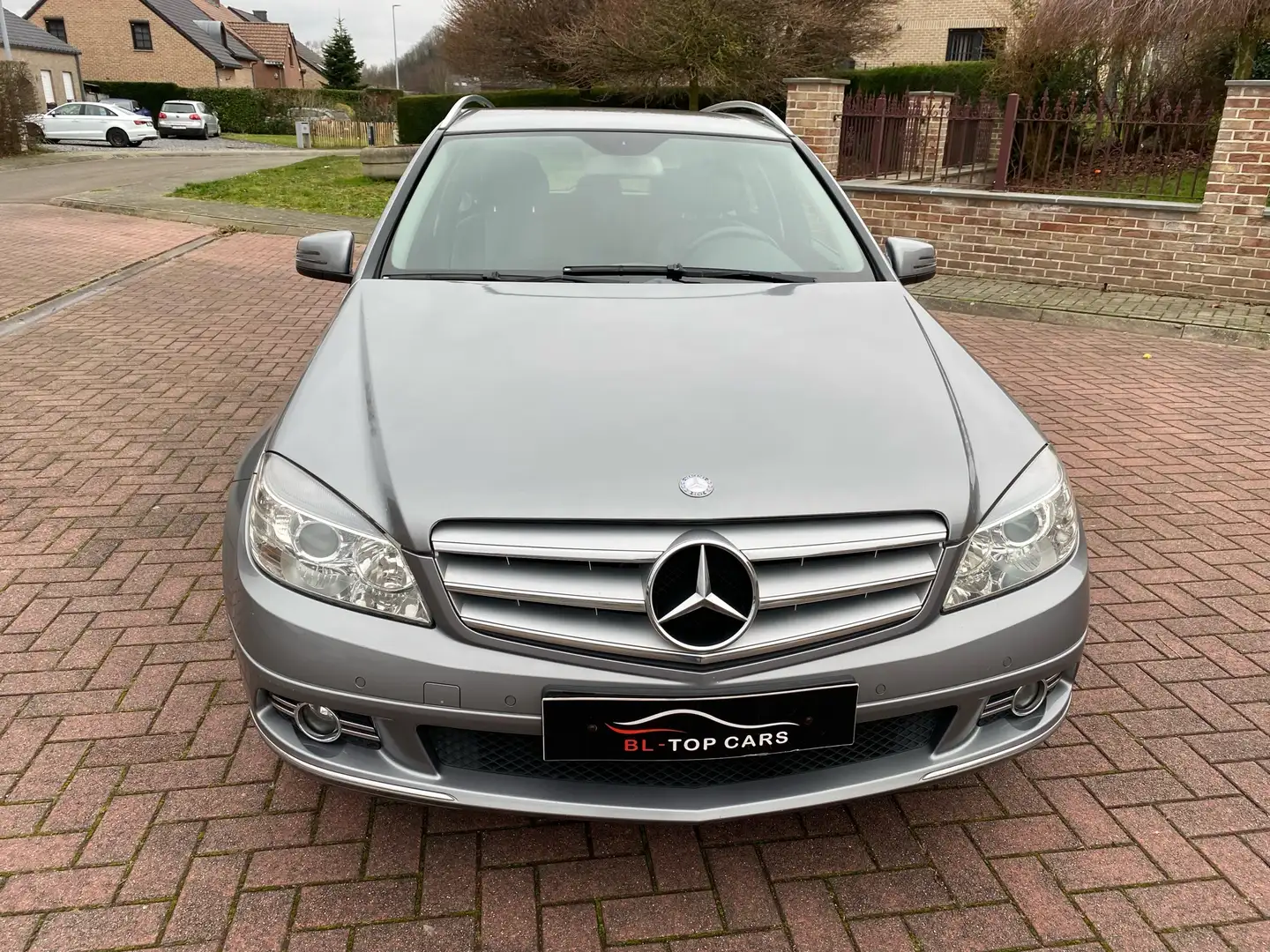 Mercedes-Benz C 180 CDI BlueEFFICIENCY Avantgarde Gris - 2