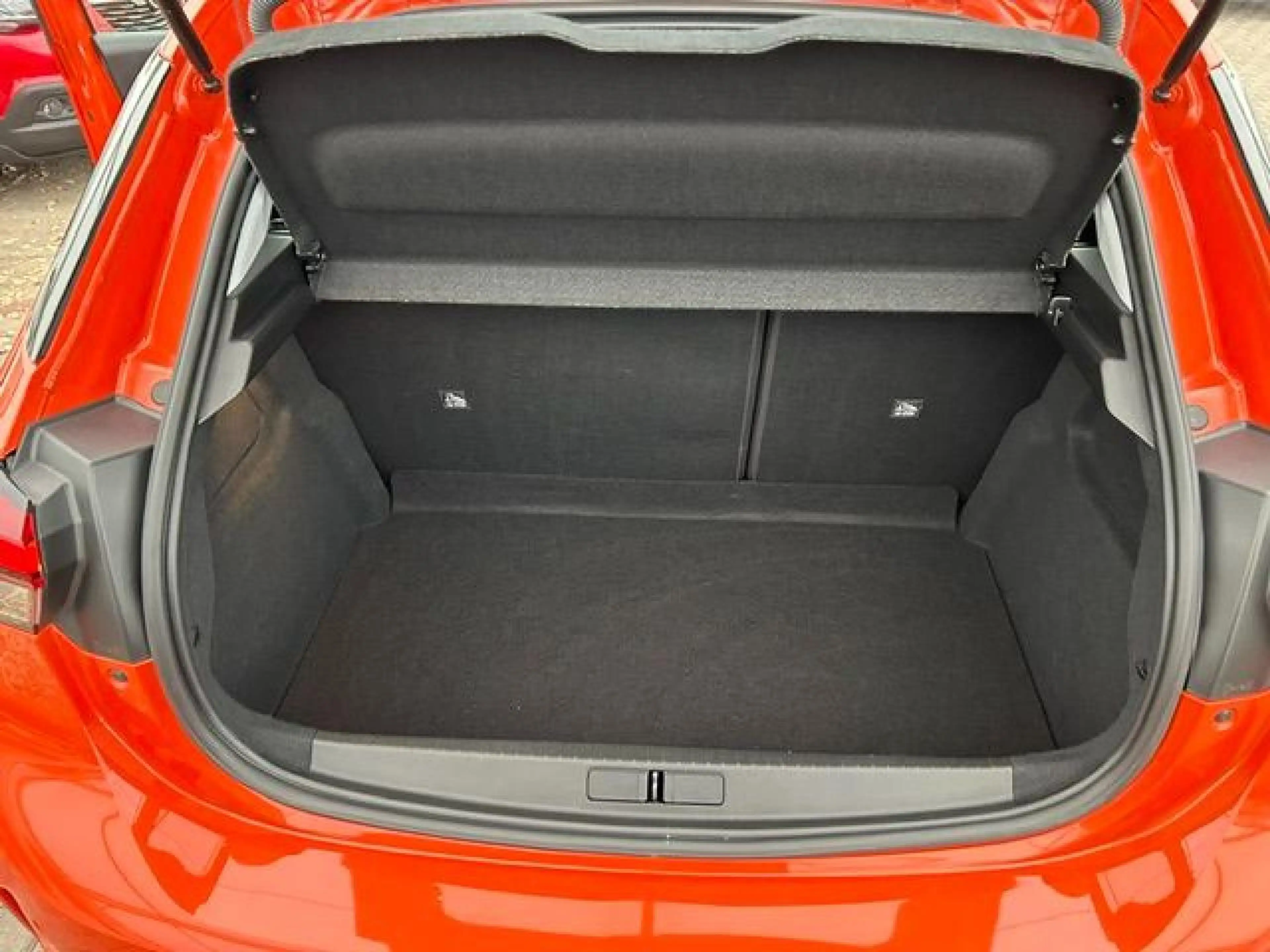 Opel Corsa-e e Edition — photo 14