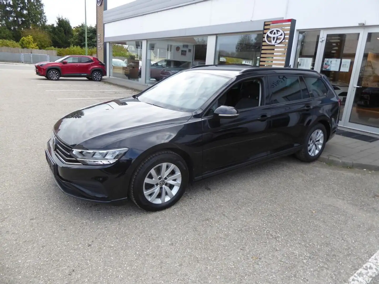 Volkswagen Passat Variant 2,0 TDI DSG *LED*SHZ*ACC* Schwarz - 2