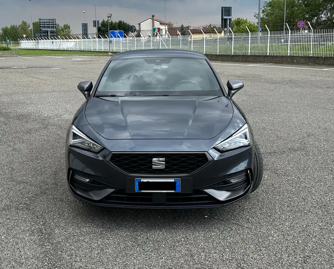 SEAT Leon Leon 2.0 tdi FR 150cv dsg Grigio - 1