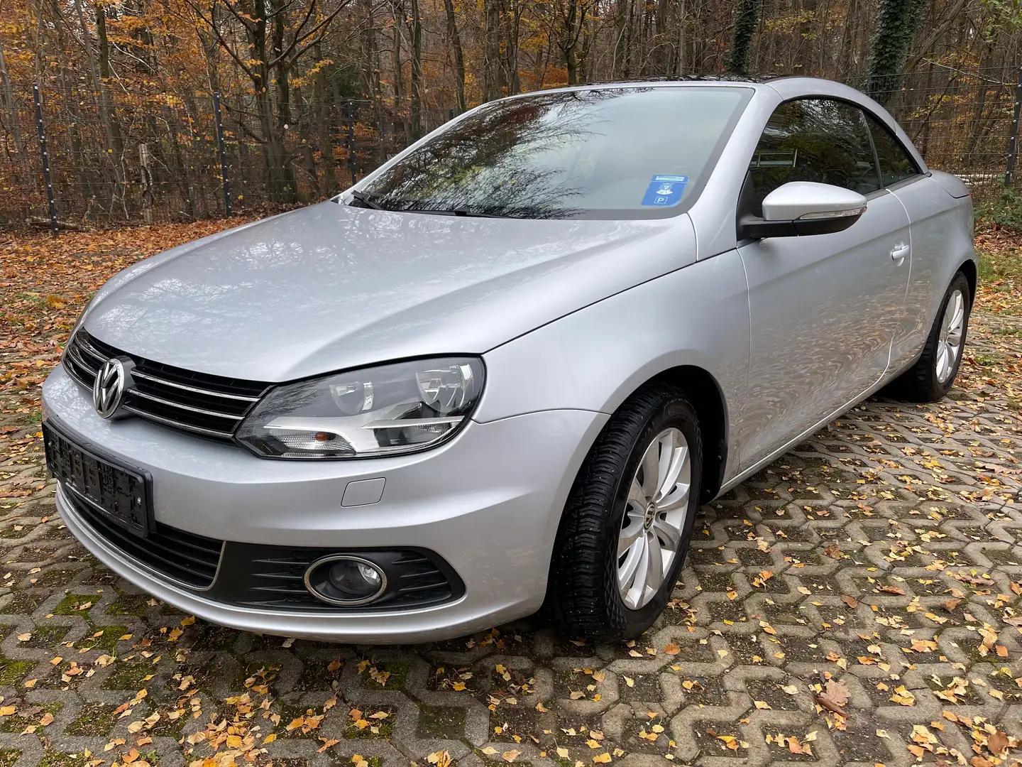 Volkswagen Eos Basis BMT,Klimaautomatik,Navigation,Schiebedach Grau - 2