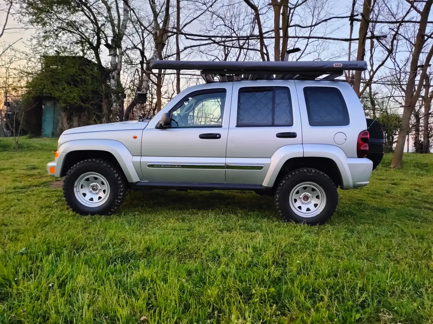 Jeep Cherokee 2.8 CRD Limited Argento - 2