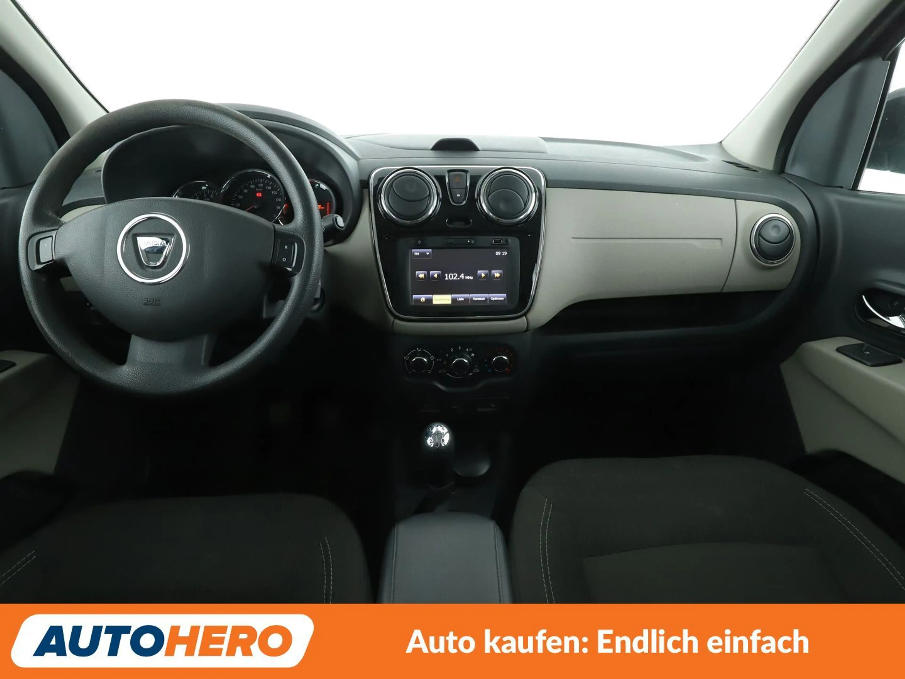 Dacia Lodgy 1.2 TCe Laureate — photo 12