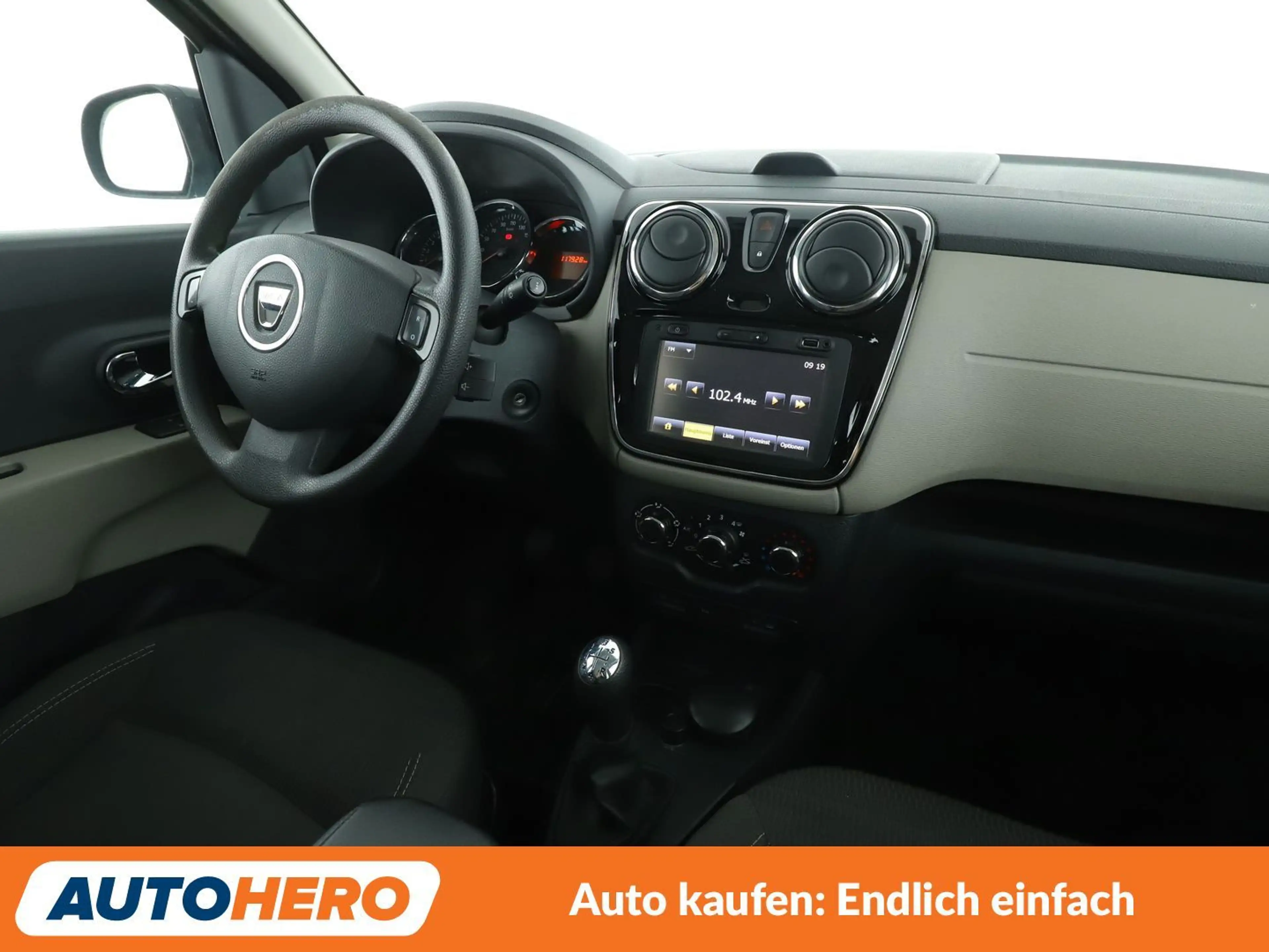 Dacia Lodgy 1.2 TCe Laureate — photo 13