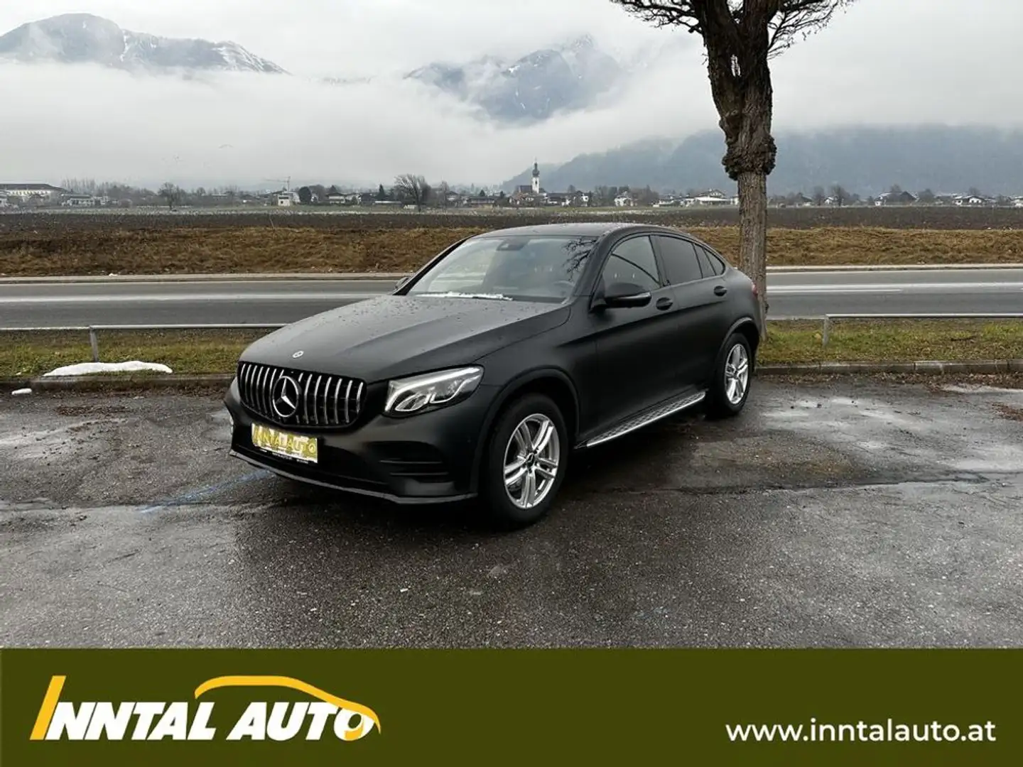 Mercedes-Benz GLC 220 d 4Matic Schwarz - 1