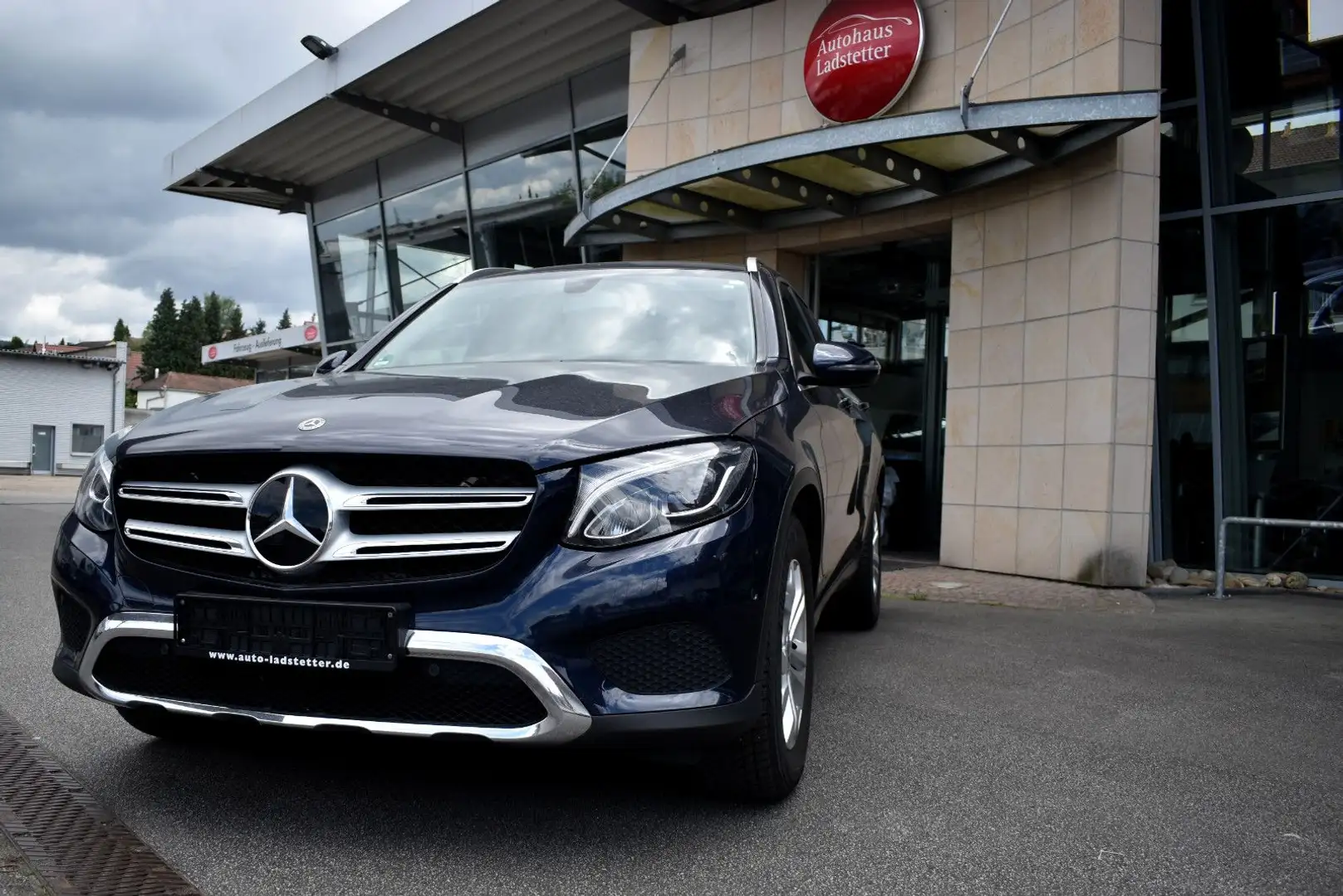 Mercedes-Benz GLC 220 d 4Matic *AMG*Exclusive*1.Hd*LED* Azul - 2