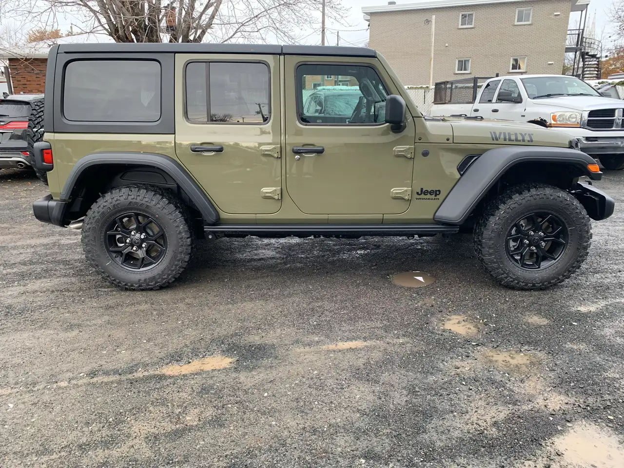 Jeep Wrangler снимка Jeep Wrangler