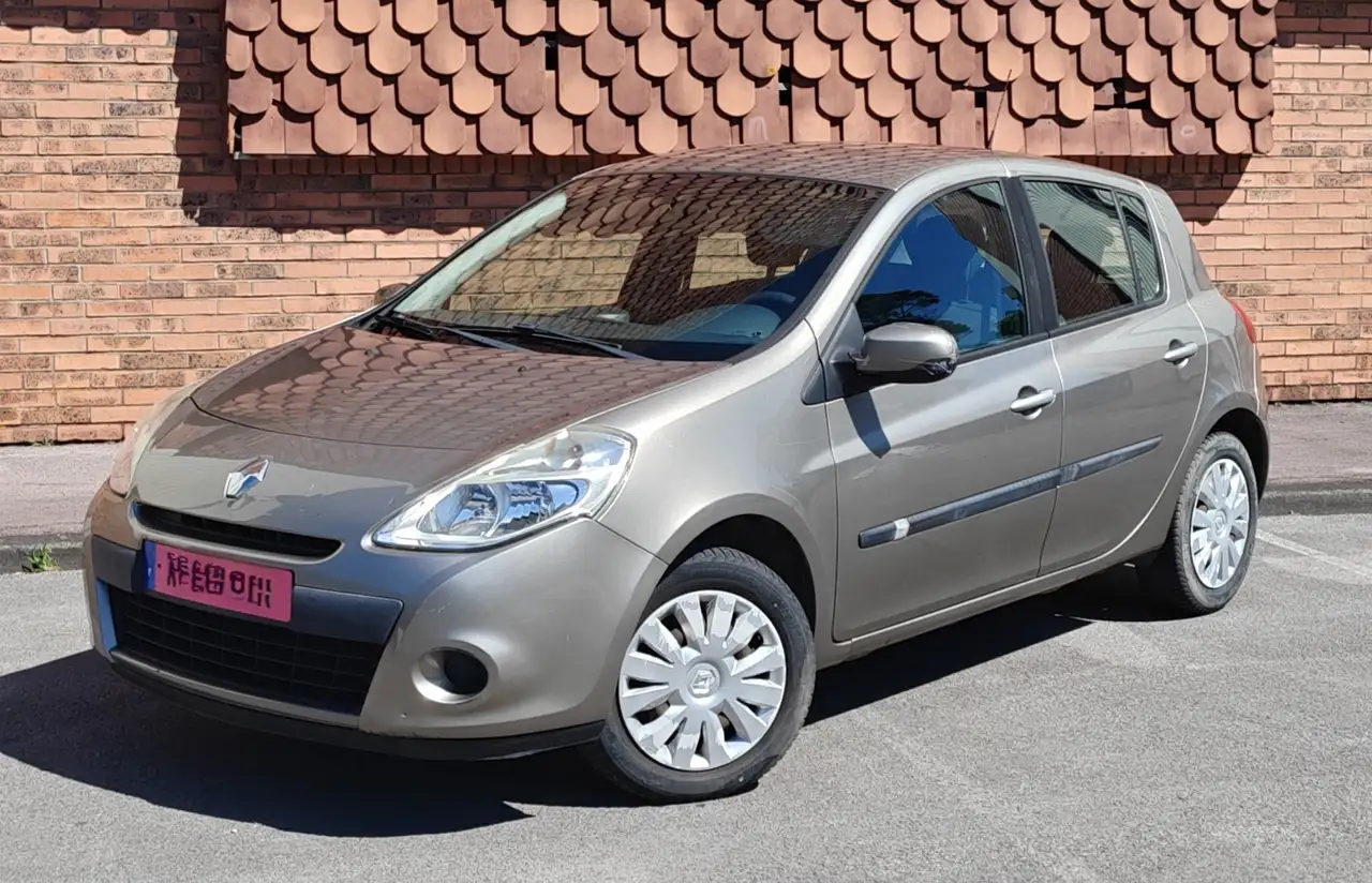 Renault Clio 1.2 16v ExtrÃªme Quickshift 5