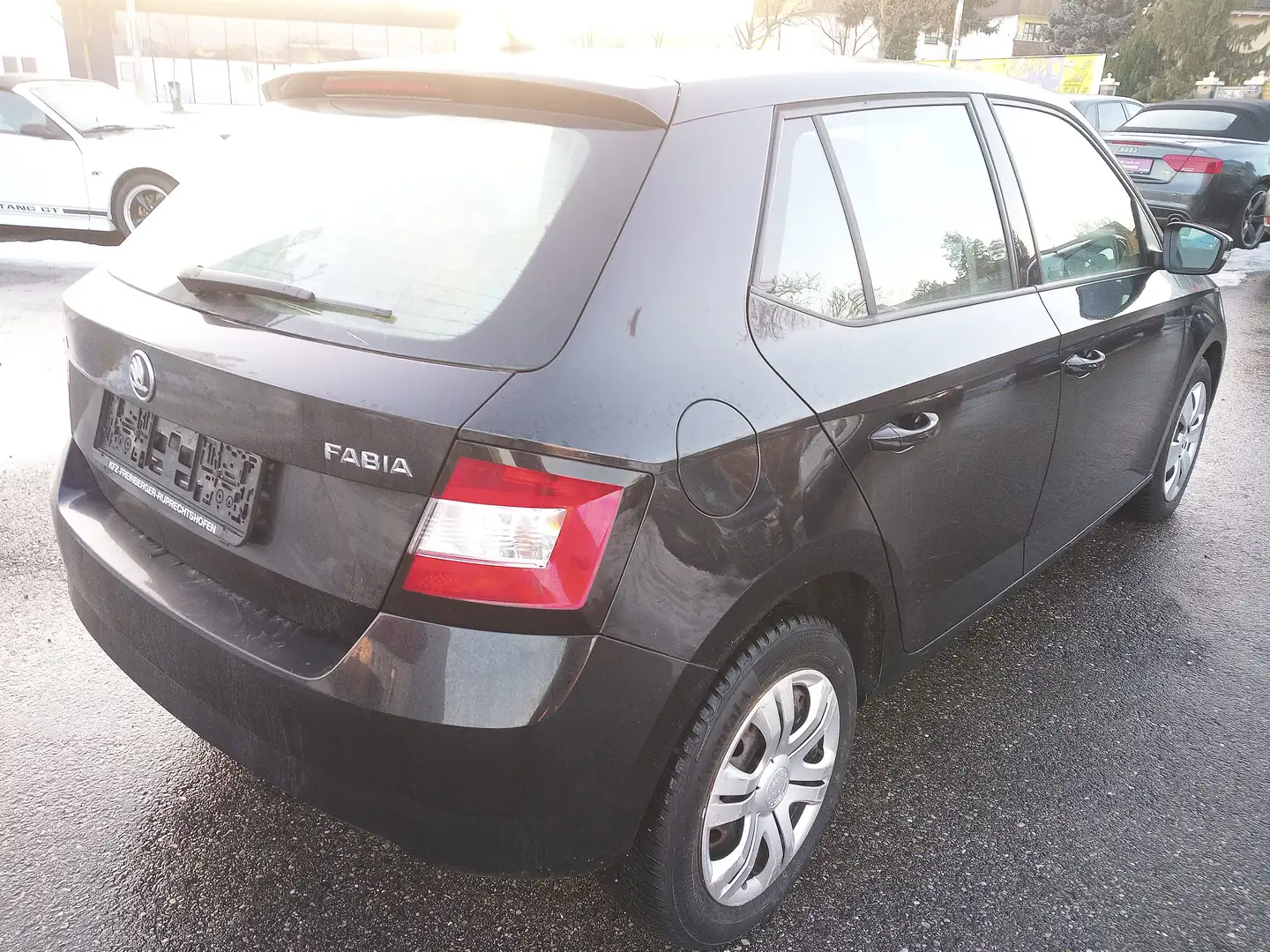 Skoda Fabia Ambition 1,2 TSI *Zahnrie., Service u. Pickerl neu Schwarz - 2