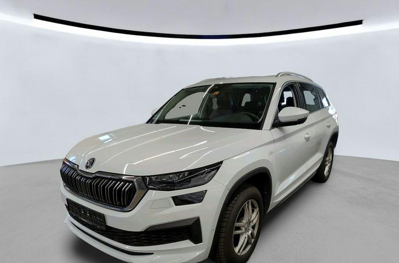 Skoda Kodiaq 2.0TDI L&K 7Sitze AHK Virt DCC Pano StHzg