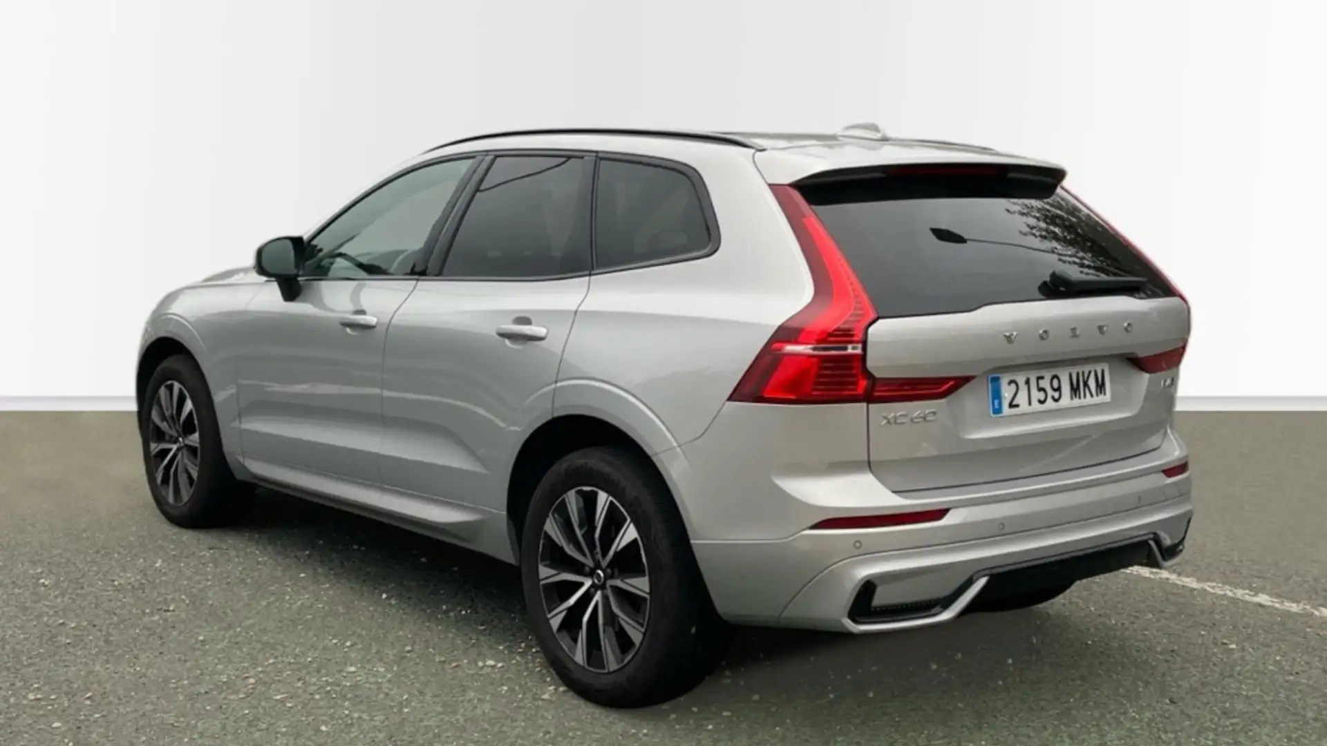 Volvo XC60 2.0 B4 D PLUS DARK AUTO 4WD 5P - 2