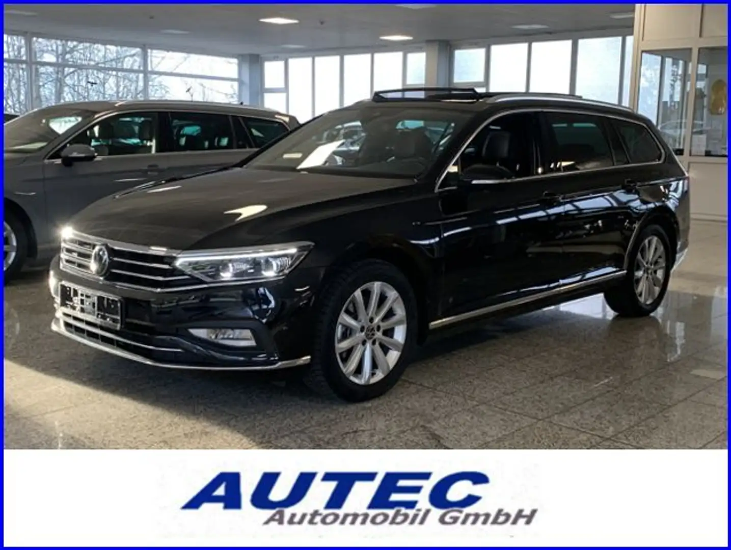 Volkswagen Passat Variant Elegance IQ-LIGHT+AHK+KAMERA+PANO Noir - 1