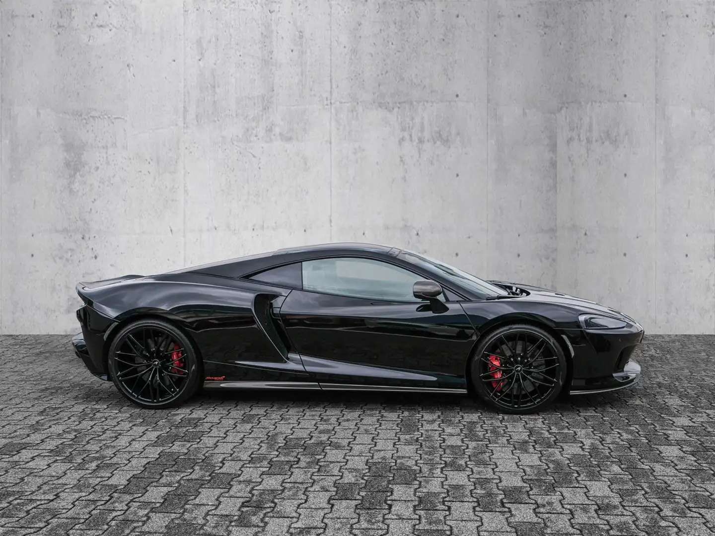 McLaren GT Onyx Black, Black Pack. Sports Exhaust Noir - 2