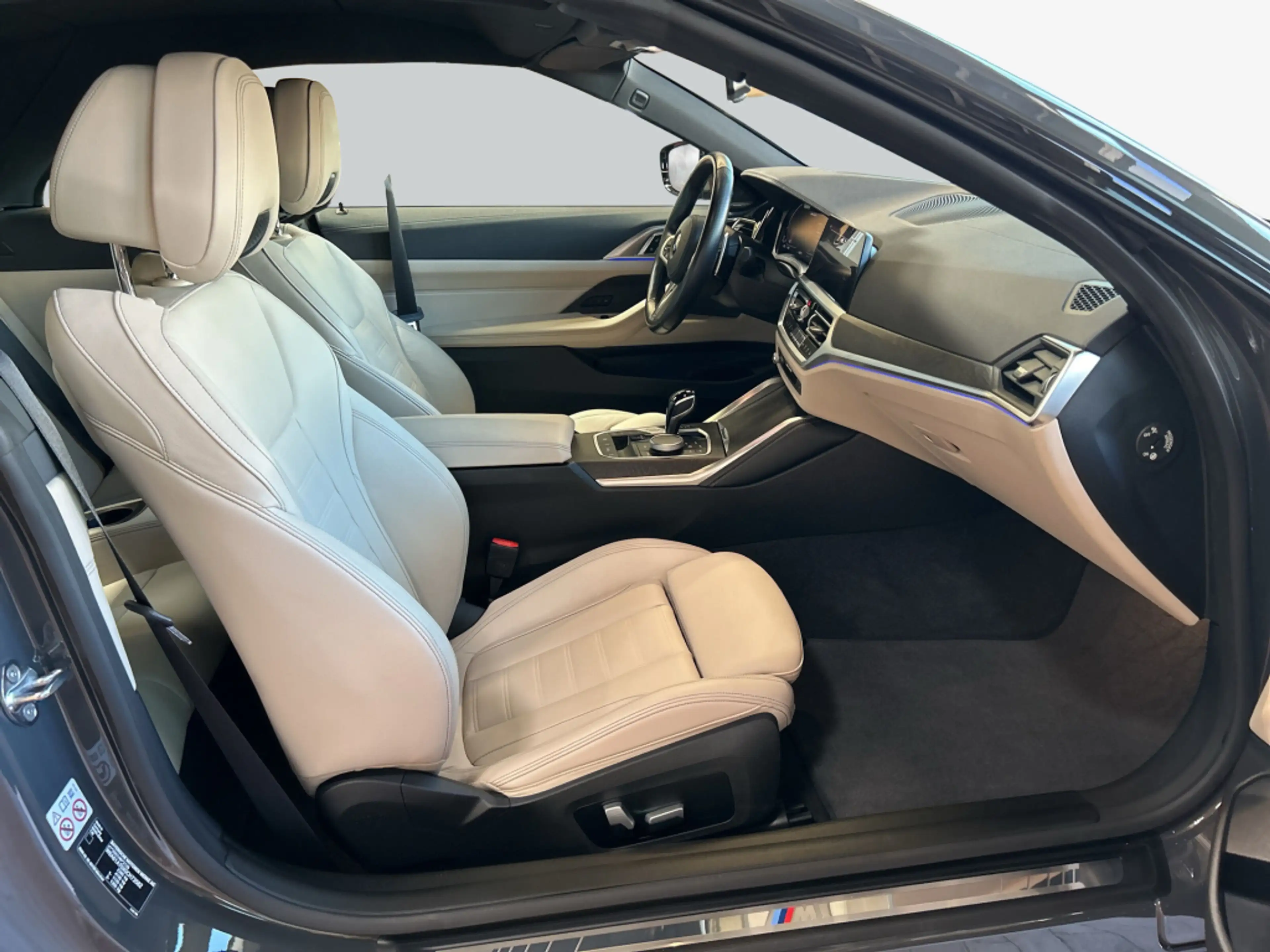 BMW M4 i xDrive Cabrio, SHZ, Nackenwärmer — photo 13
