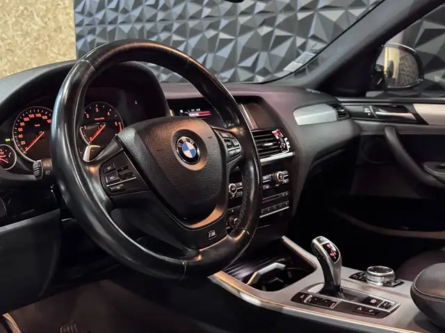 BMW X4 view 7