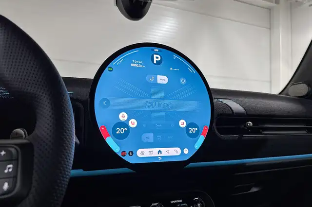 Mini Hatch view 15