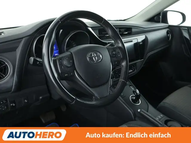 Toyota Auris view 11