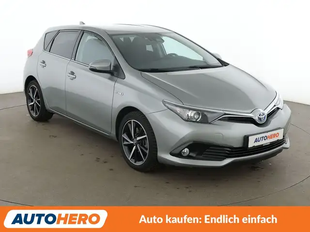 Toyota Auris view 8