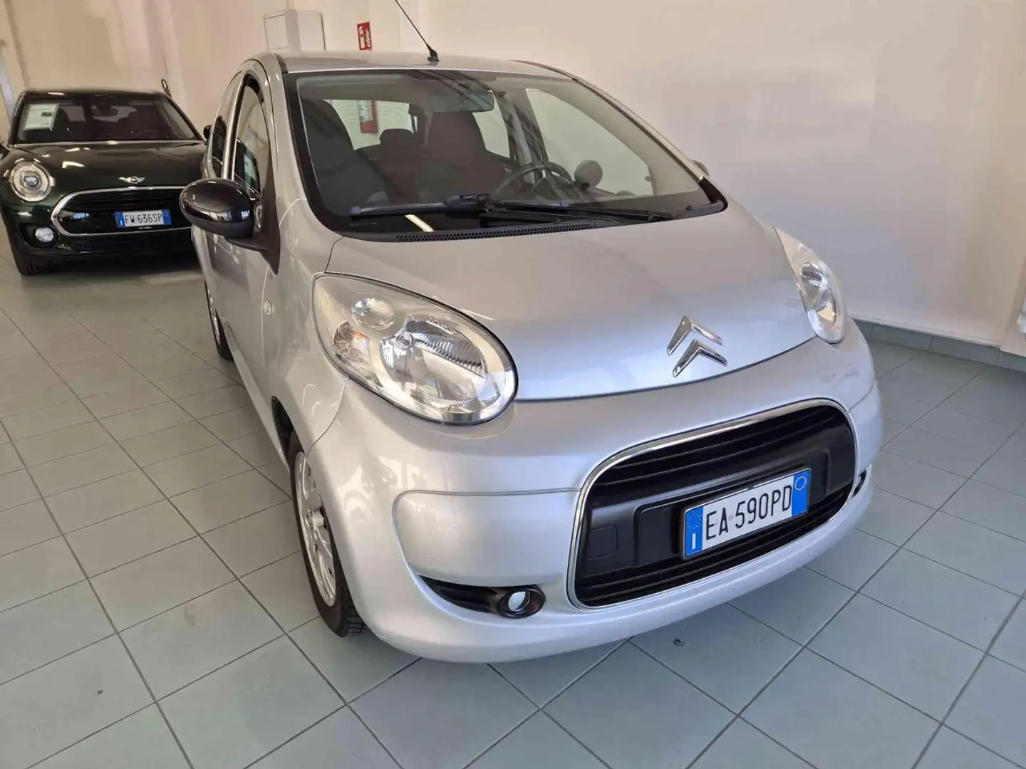Citroen C1 1.0 5 porte airdream Style Ezüst - 2