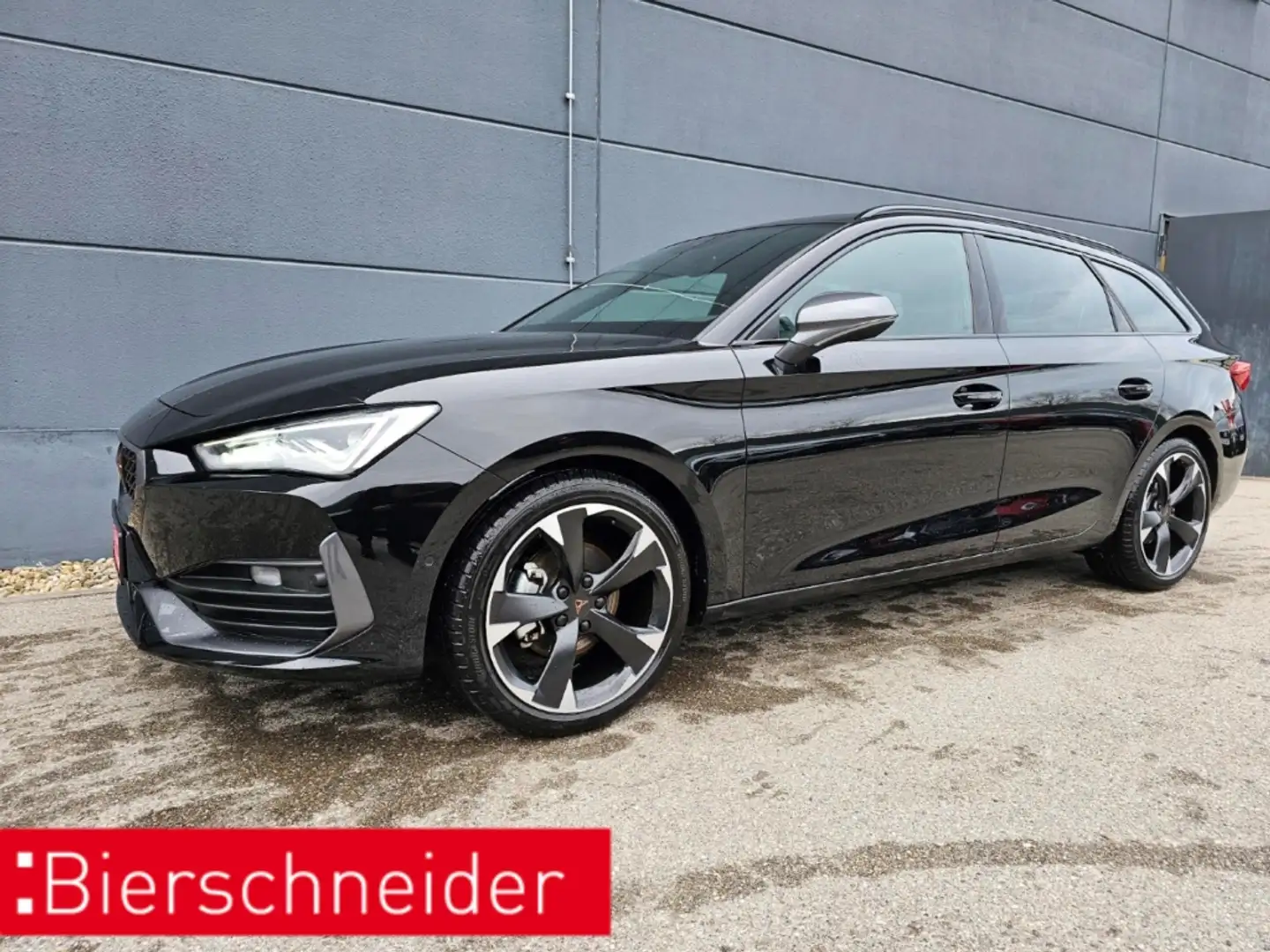 CUPRA Leon Sportstourer 1.5 eTSI DSG Fahrass. L Kamera Navi Zwart - 1