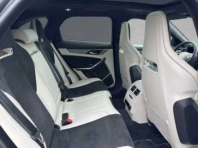 Jaguar F-Pace view 5