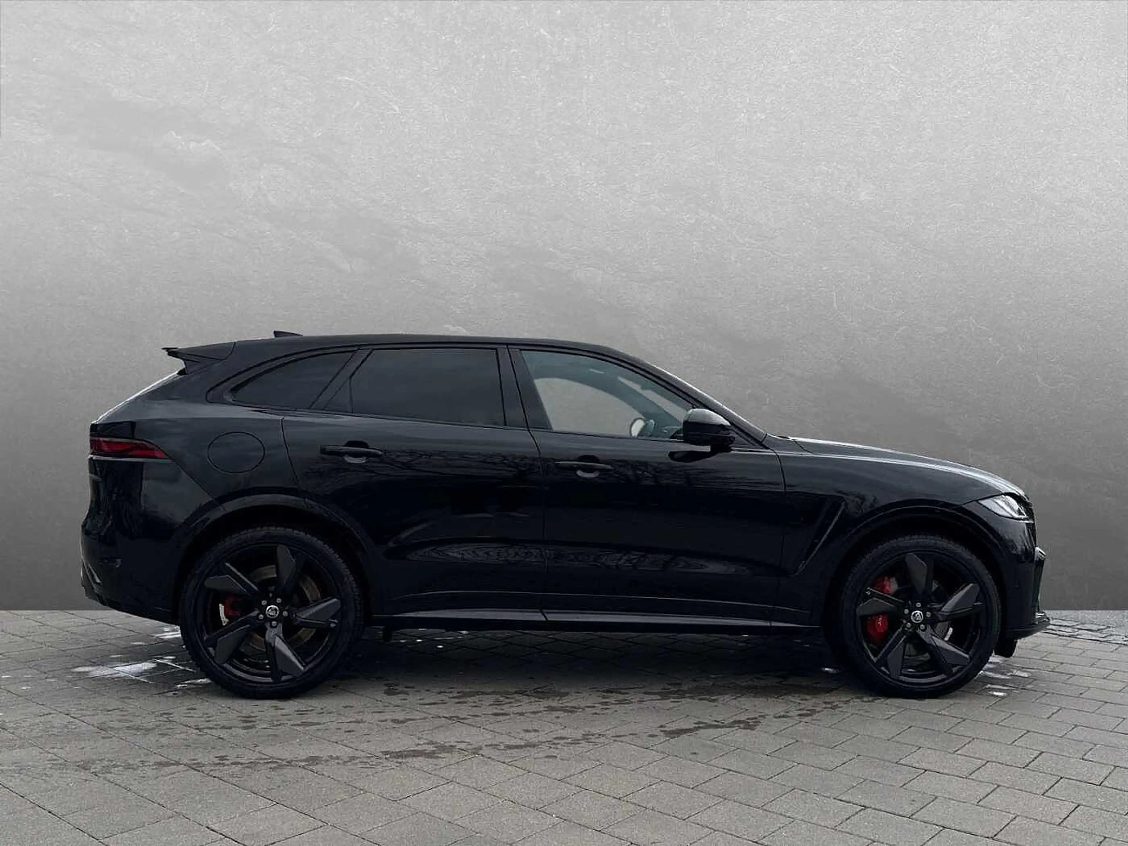 Jaguar F-Pace P550 AWD SVR - Herstellergarantie 07.2028 — photo 6