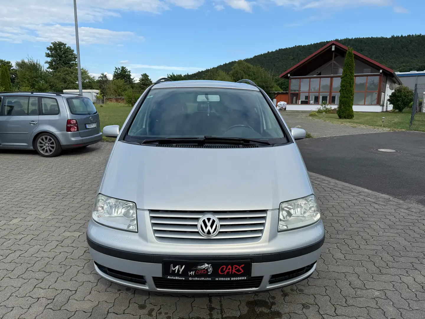 Volkswagen Sharan Sharan 1.8 5V Turbo Highline*S-Heft*Leder*MFL* Silber - 2