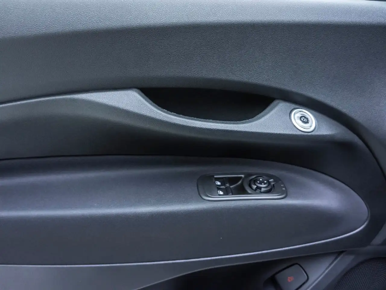 Fiat 500 1.0 Hybrid Apple CarPlay Kollisionswarner PDC (HC2 27