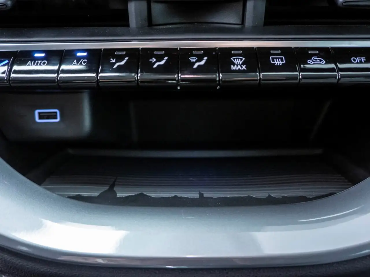 Fiat 500 1.0 Hybrid Apple CarPlay Kollisionswarner PDC (HC2 24