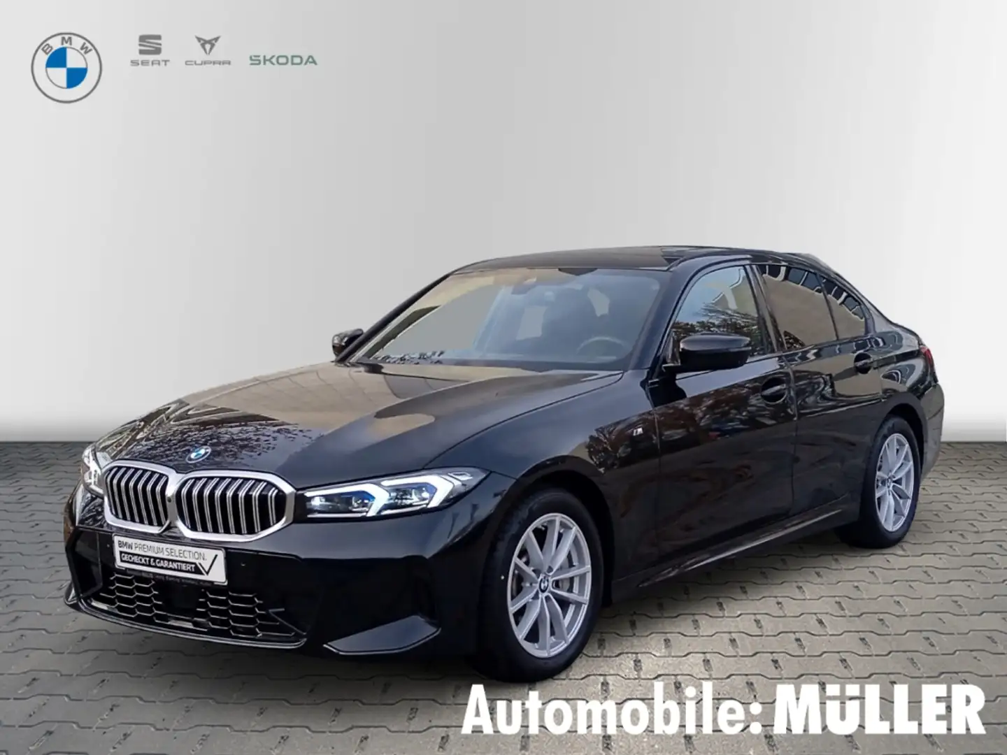 BMW 330 i xDrive Lim. MSport*AHK*Glasdach*ACC*LED* Schwarz - 1