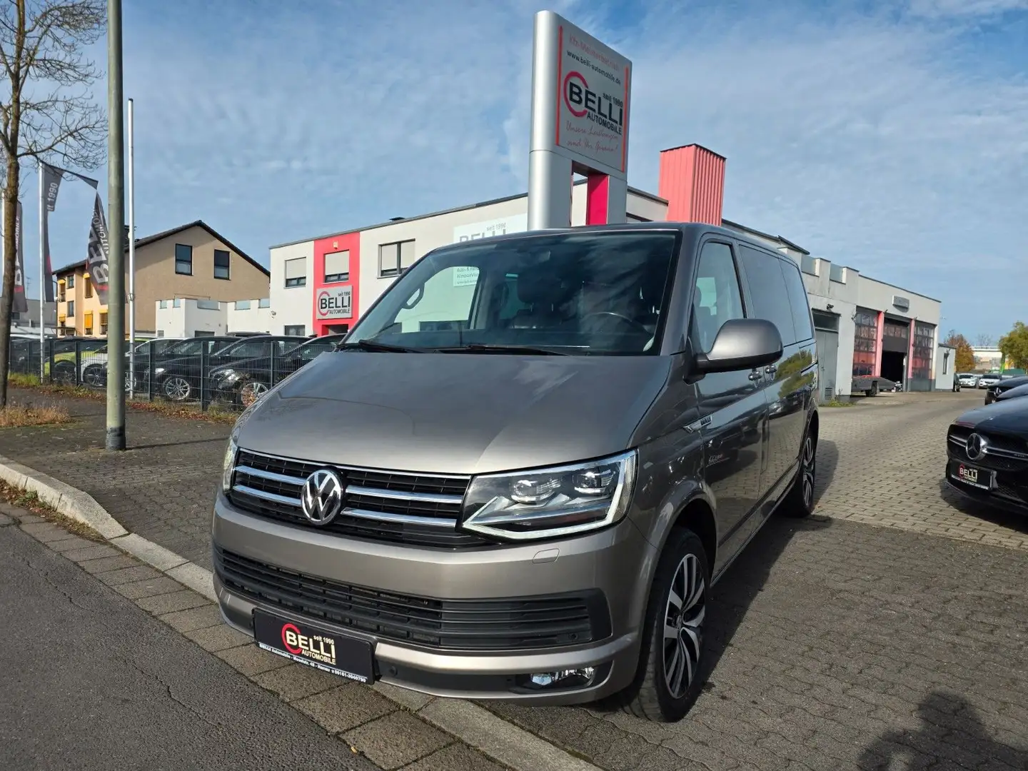Volkswagen T6 Multivan 2,0 TDI DSG Comfortline FINANZIERUNG Beige - 1