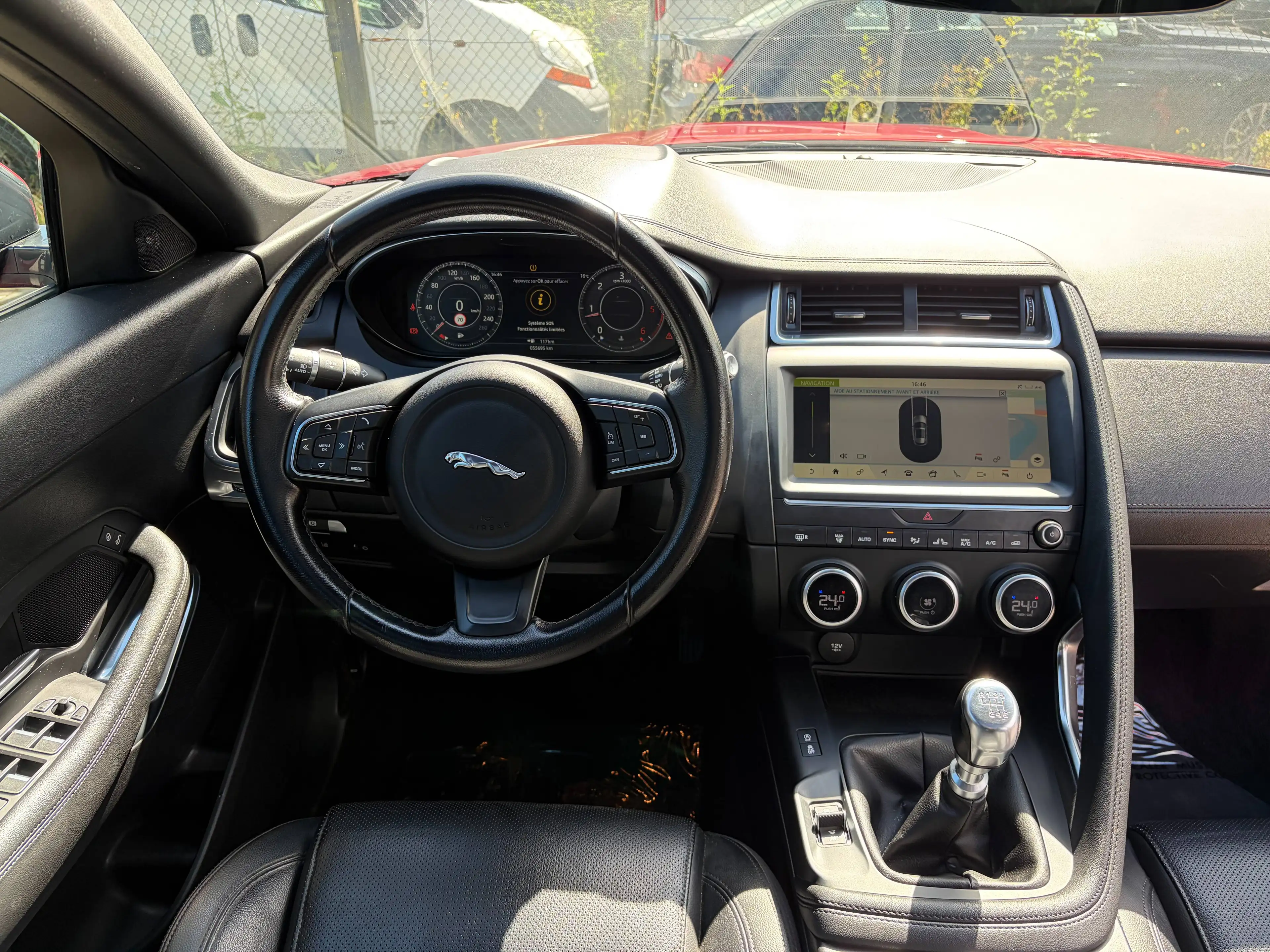 Jaguar E-Pace E-Pace 2.0 D S (EU6.2) — photo 12