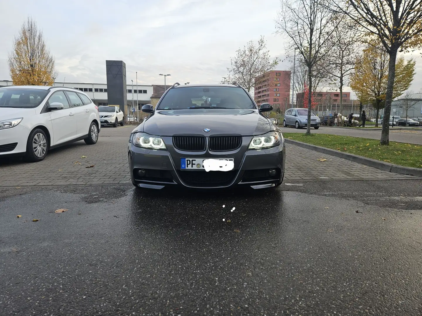 BMW 325 325i Touring - 1