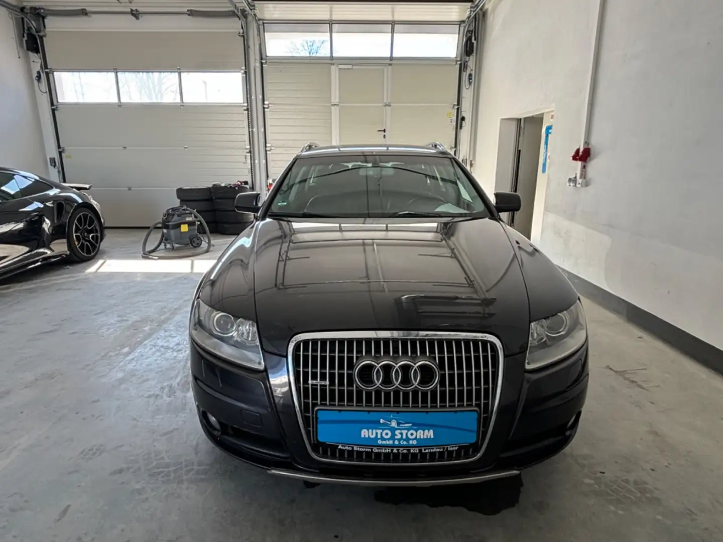 Audi A6 allroad quattro 3.0 Avant TDI*Xenon*AirSus*GRA*Navi Navi e Сірий - 2