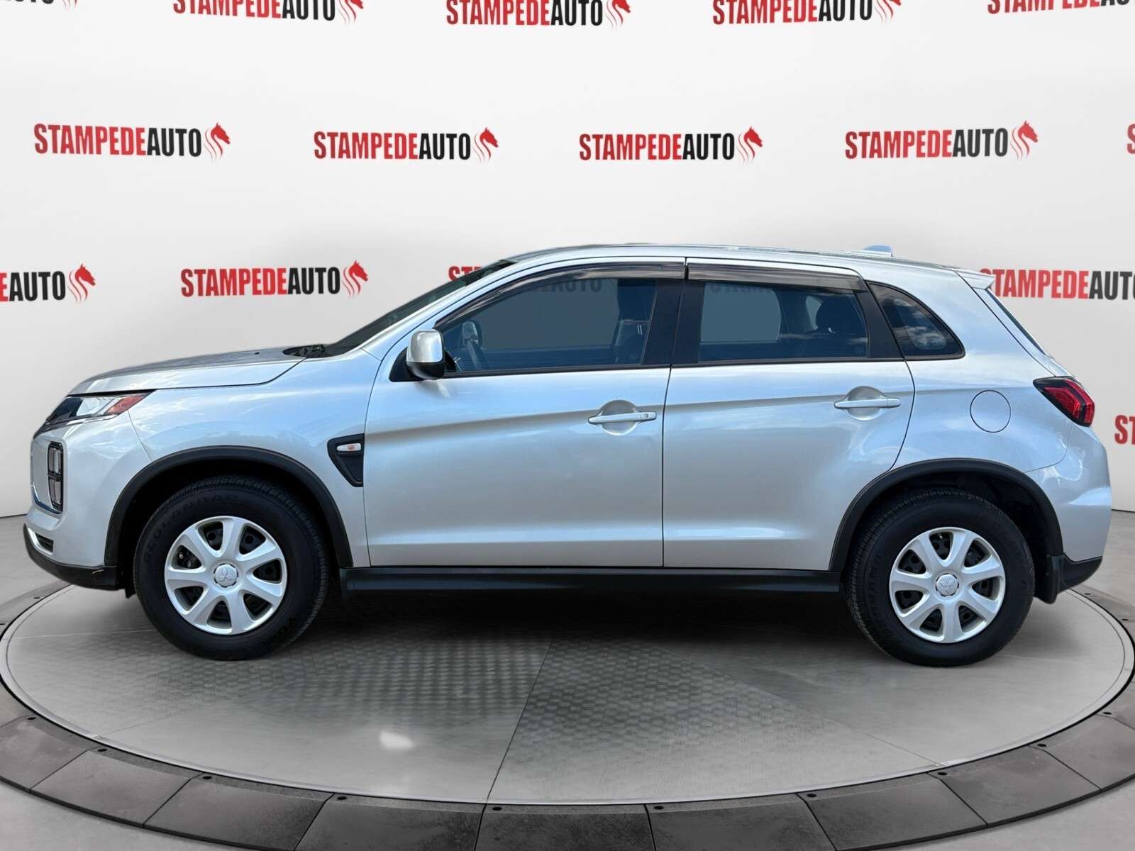 2024 Mitsubishi RVR ES | 4WD | BLUETOOTH | HEATED SEATS | USB — снимка 1