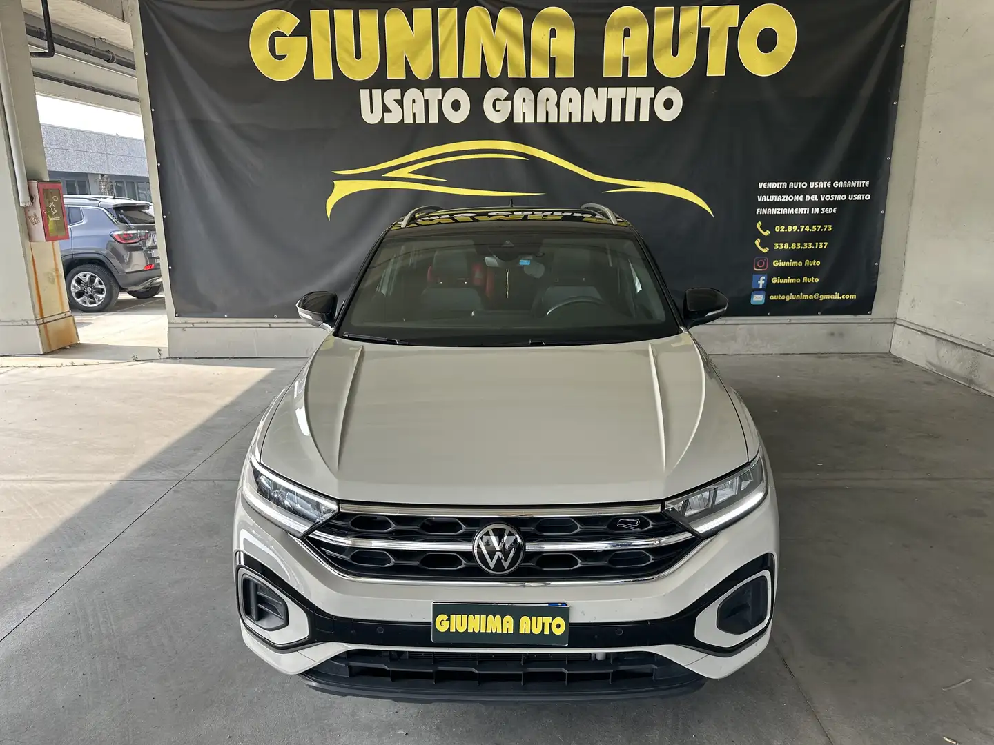 Volkswagen T-Roc 1 Tagliando incluso T-Roc 1.0 tsi R-Line 110cv Grigio - 2
